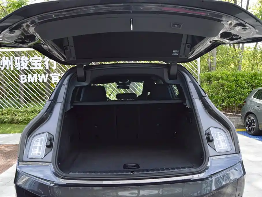 BMW iX 2022 xDrive40