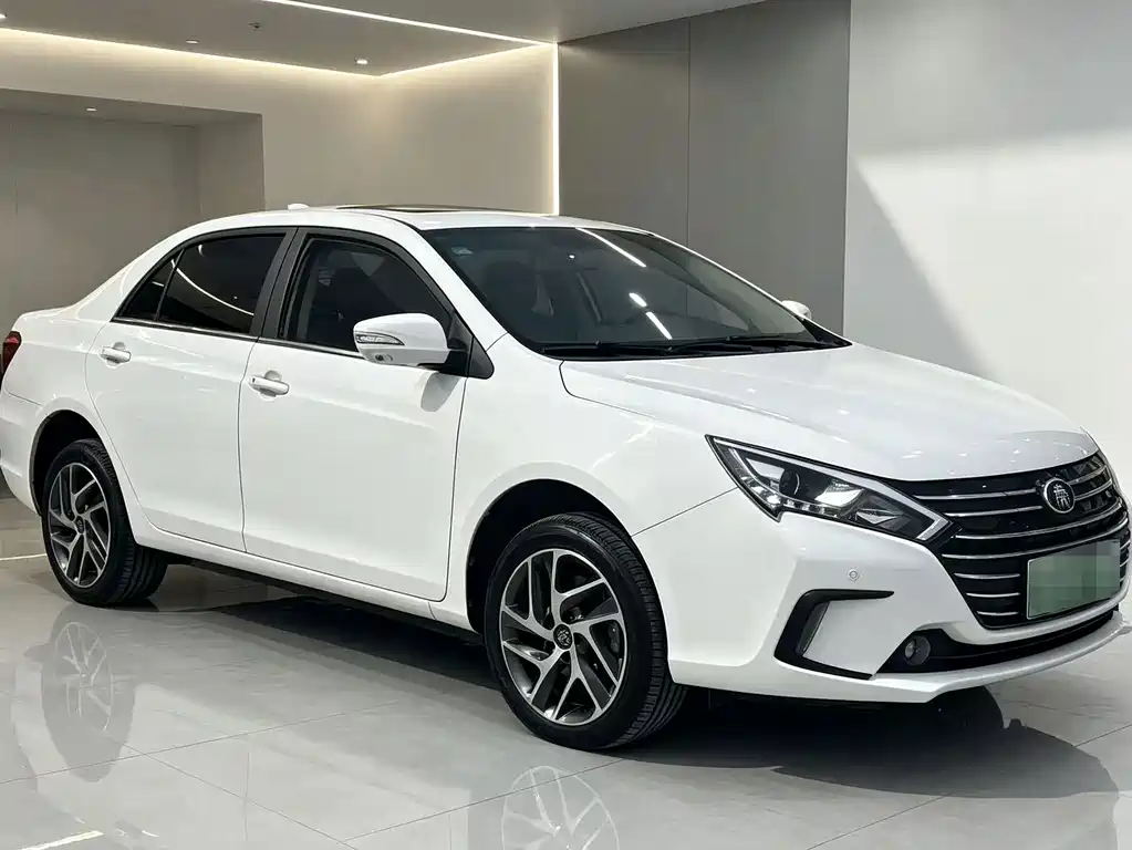 BYD Qin NEV — миниатюра 3