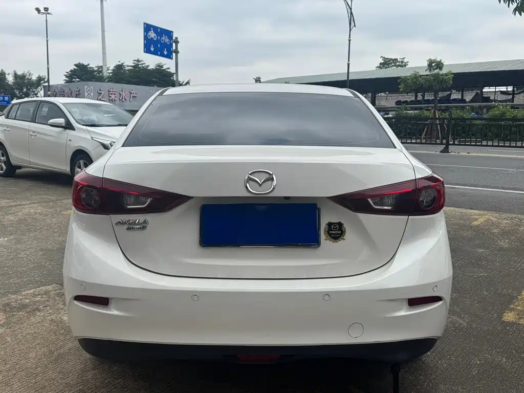 Mazda 3 Axela — миниатюра 6