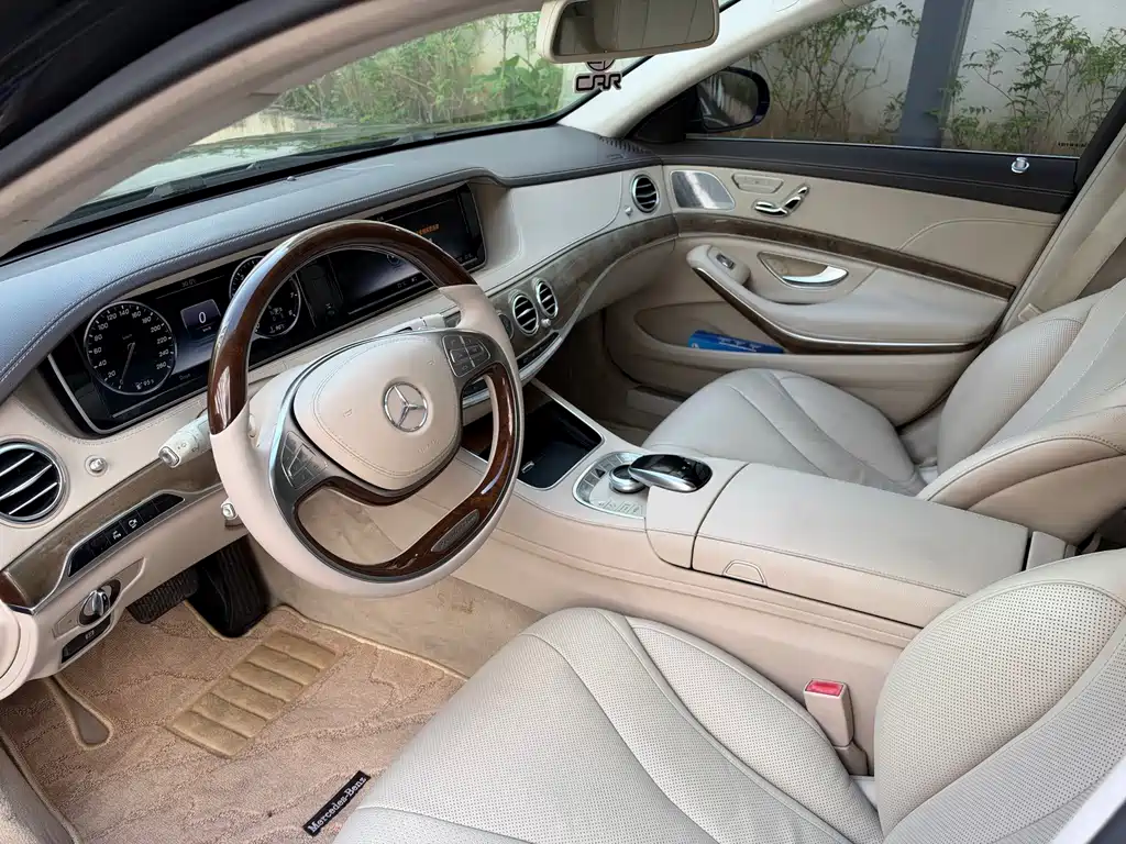 Mercedes-Benz S-Class — миниатюра 12