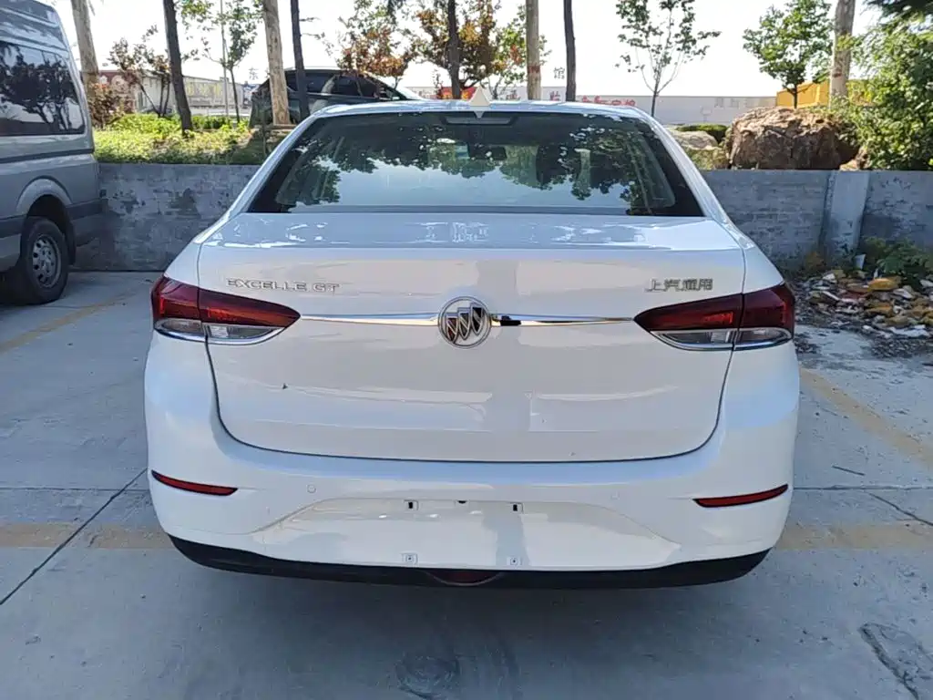 Buick Excelle — миниатюра 6