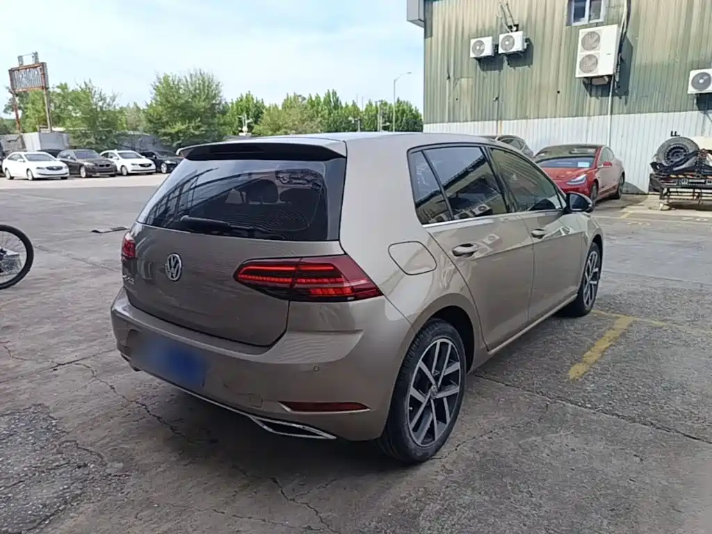 Volkswagen Golf — миниатюра 7