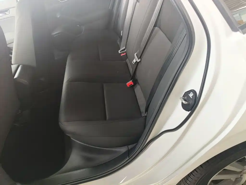 Honda Civic — миниатюра 17