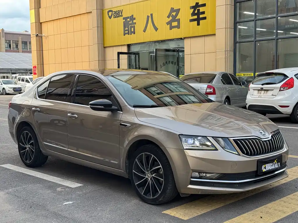 SKODA OCTAVIA