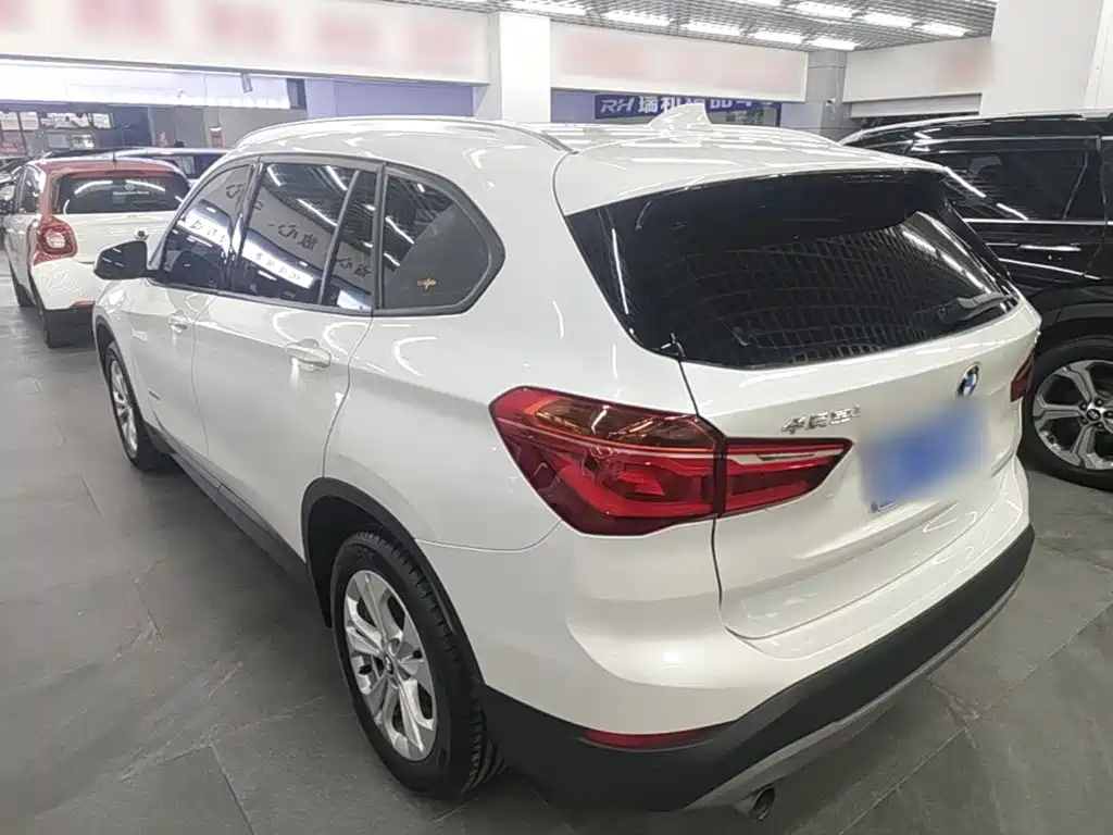 BMW X1 — миниатюра 5