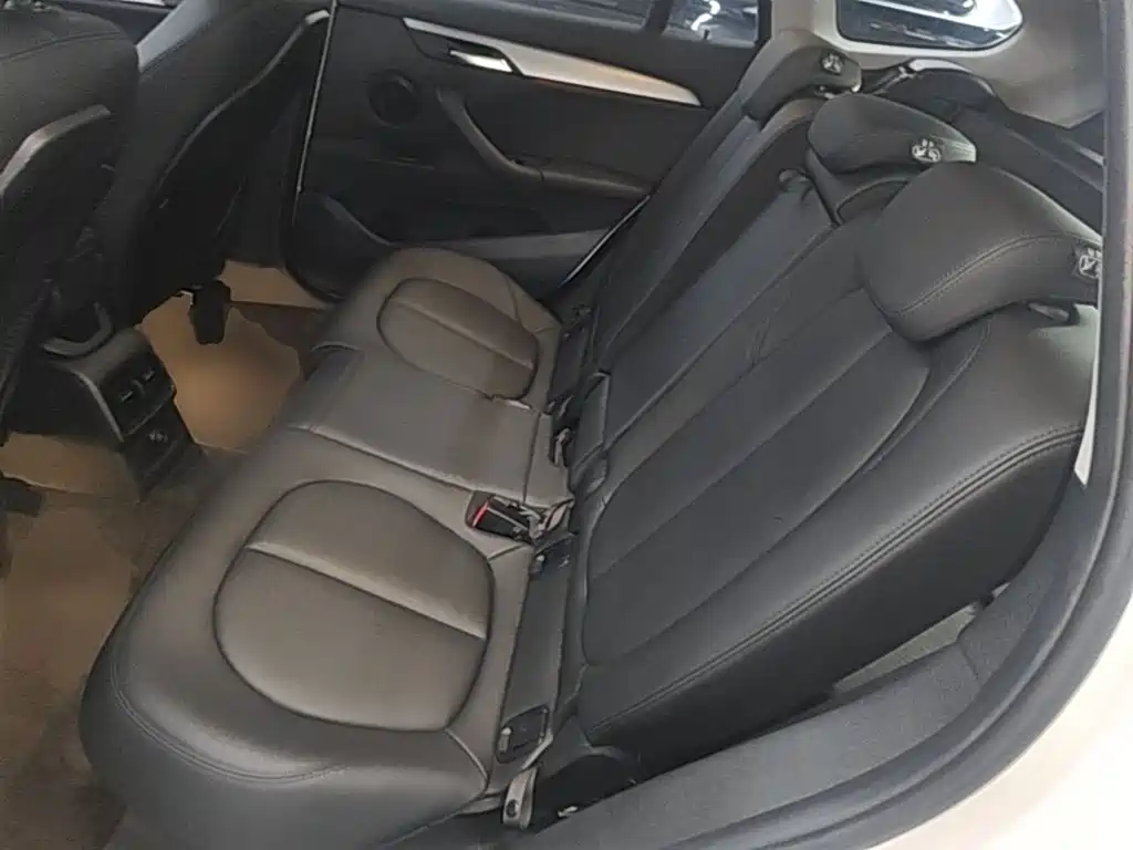 BMW X1 — миниатюра 17