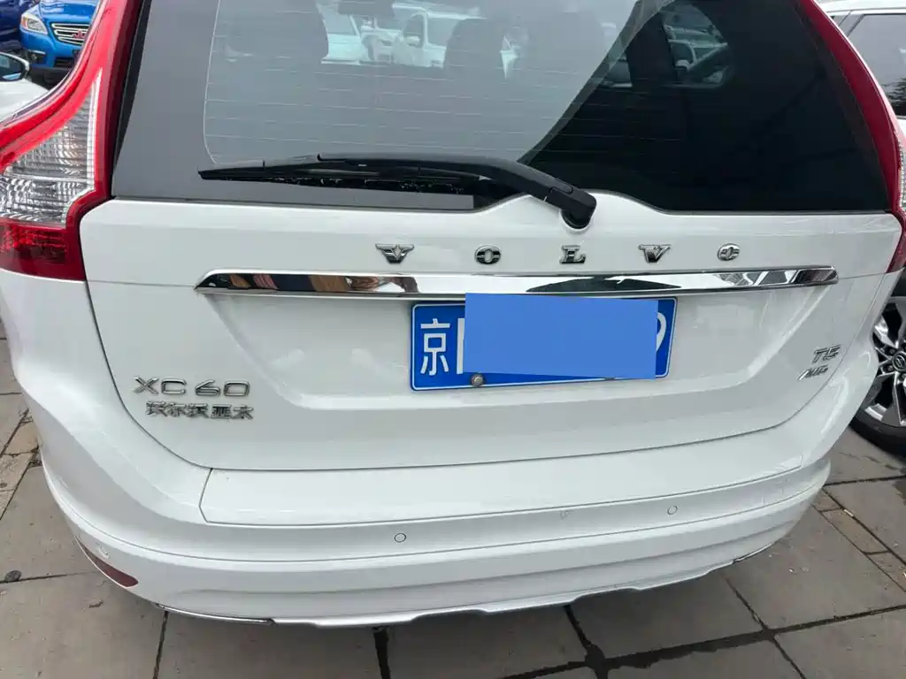 Volvo XC60 — миниатюра 5