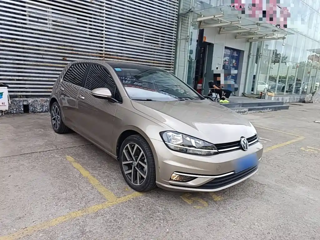 Volkswagen Golf — миниатюра 4