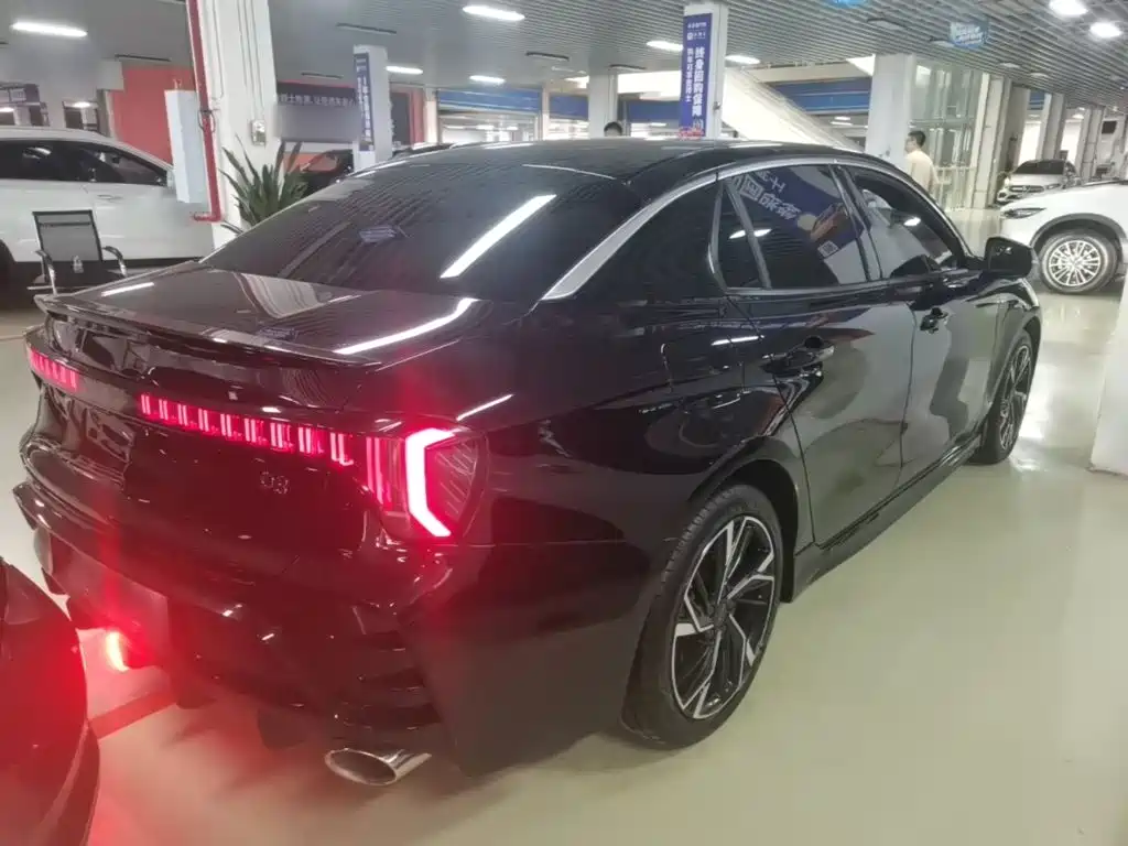 Lynk & Co 03 — миниатюра 7