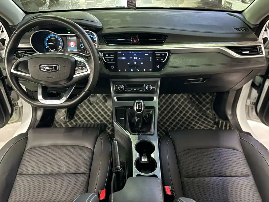 Geely Emgrand — миниатюра 5