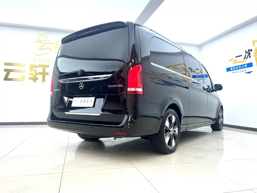 Mercedes-Benz V-Class — миниатюра 6