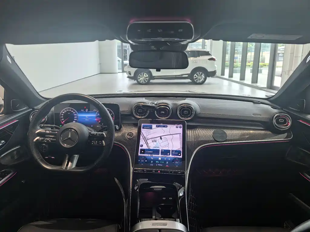 Mercedes-Benz C-Class — миниатюра 6