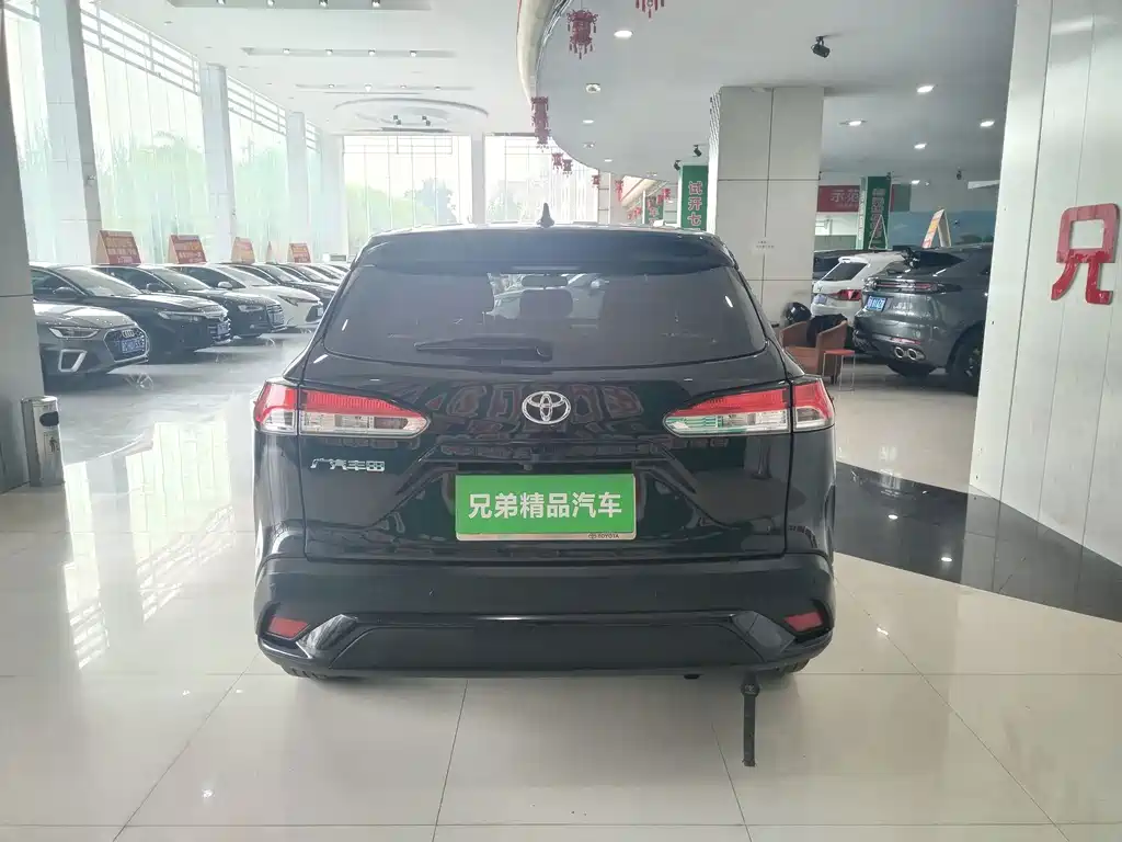 Toyota Frontlander — миниатюра 10