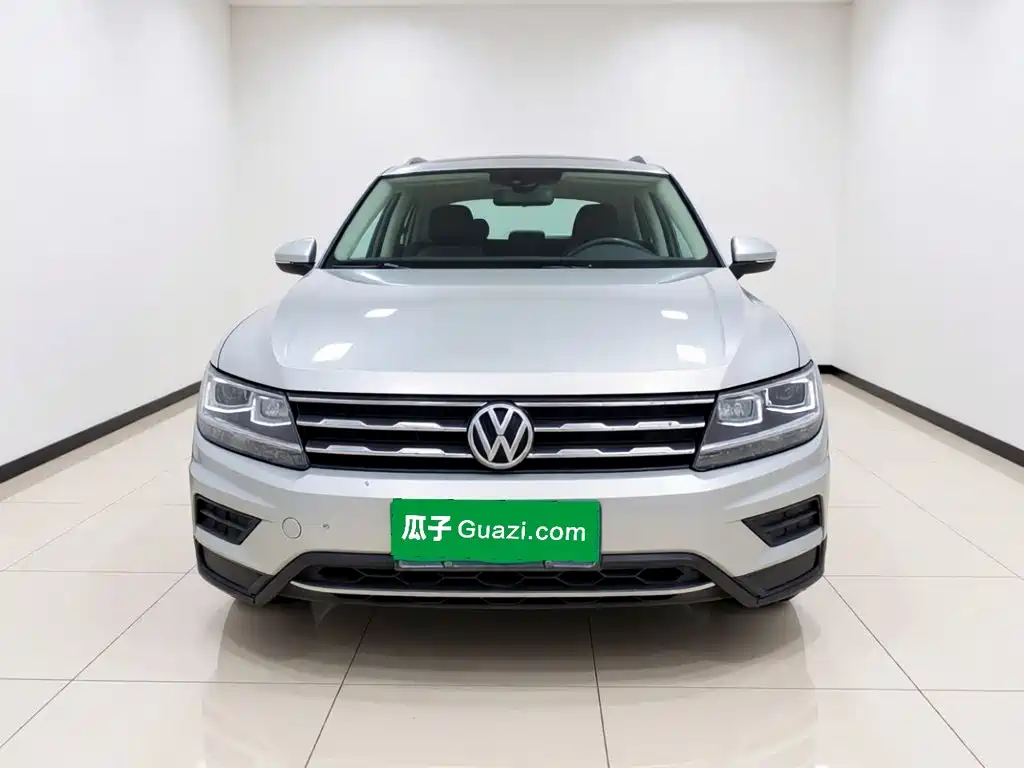 Volkswagen Tiguan L — миниатюра 2