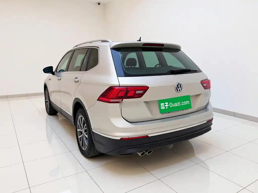 Volkswagen Tiguan L — миниатюра 4
