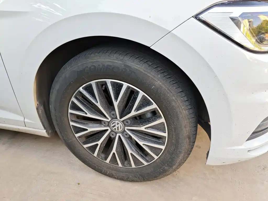Volkswagen Sagitar — миниатюра 8
