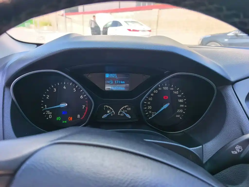 Ford Focus — миниатюра 12