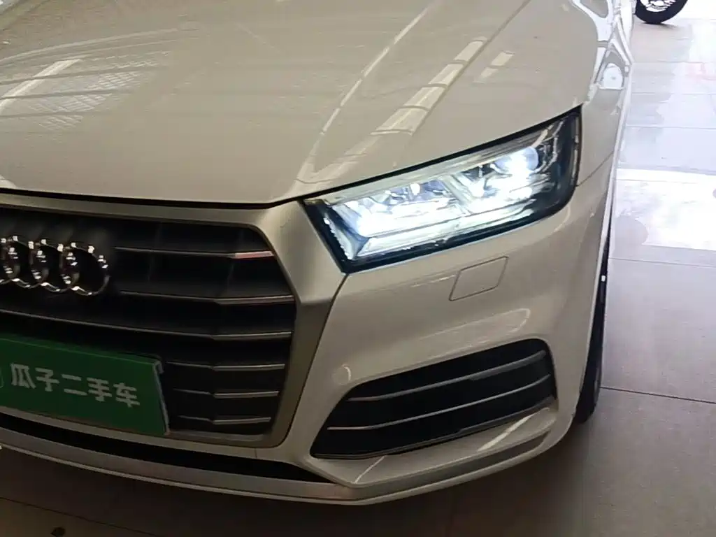 Audi Q5L — миниатюра 24
