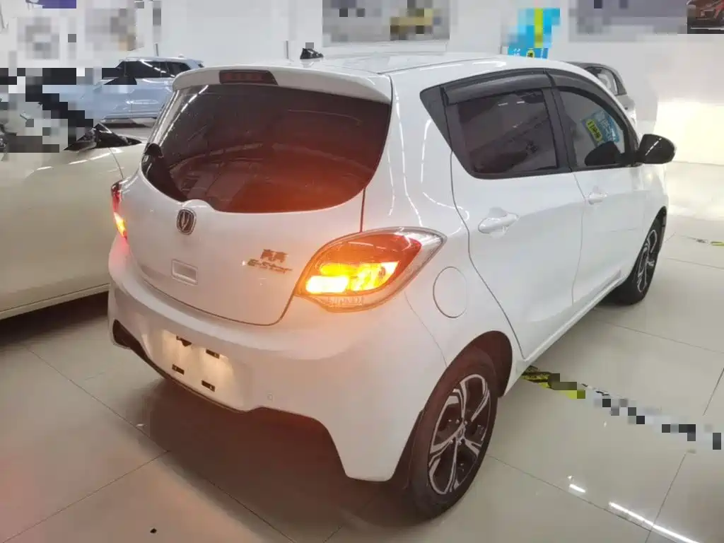 Changan Benben E-Star — миниатюра 7