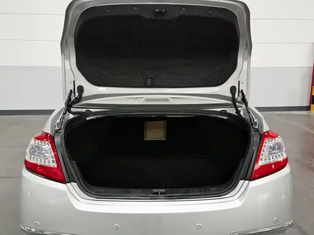 Nissan Teana — миниатюра 16