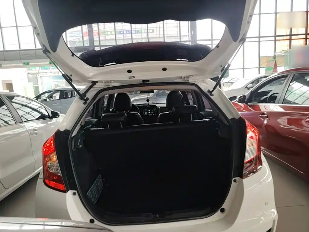 Honda Fit — миниатюра 19