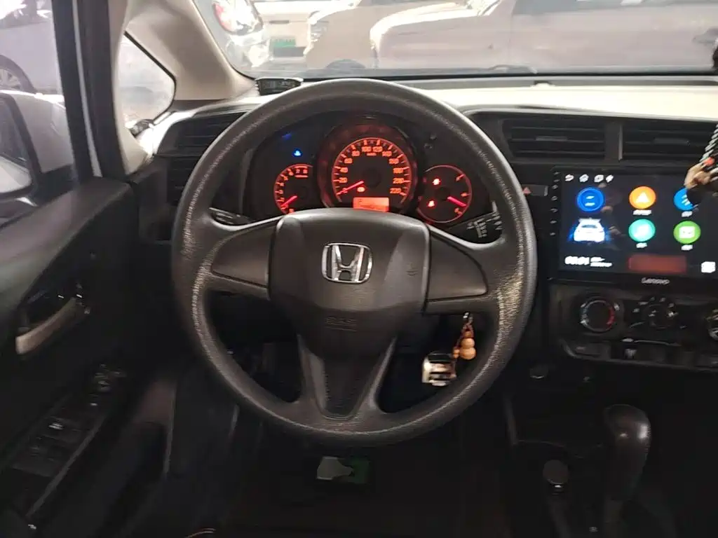 Honda Fit — миниатюра 11