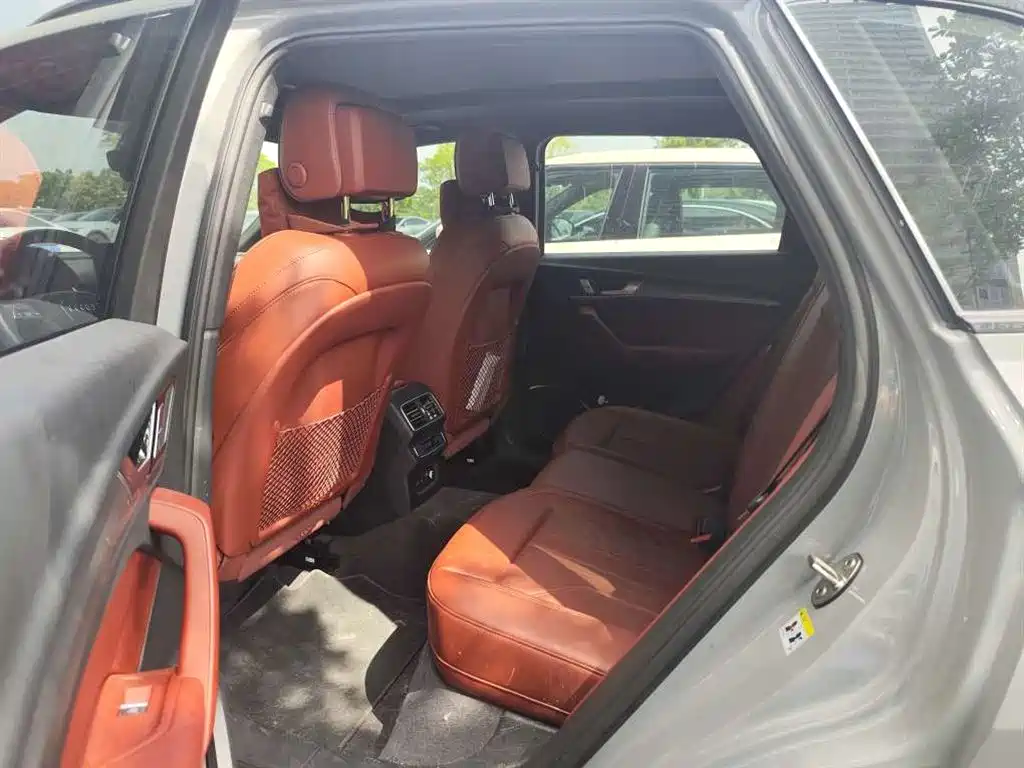 Audi Q5L — миниатюра 6