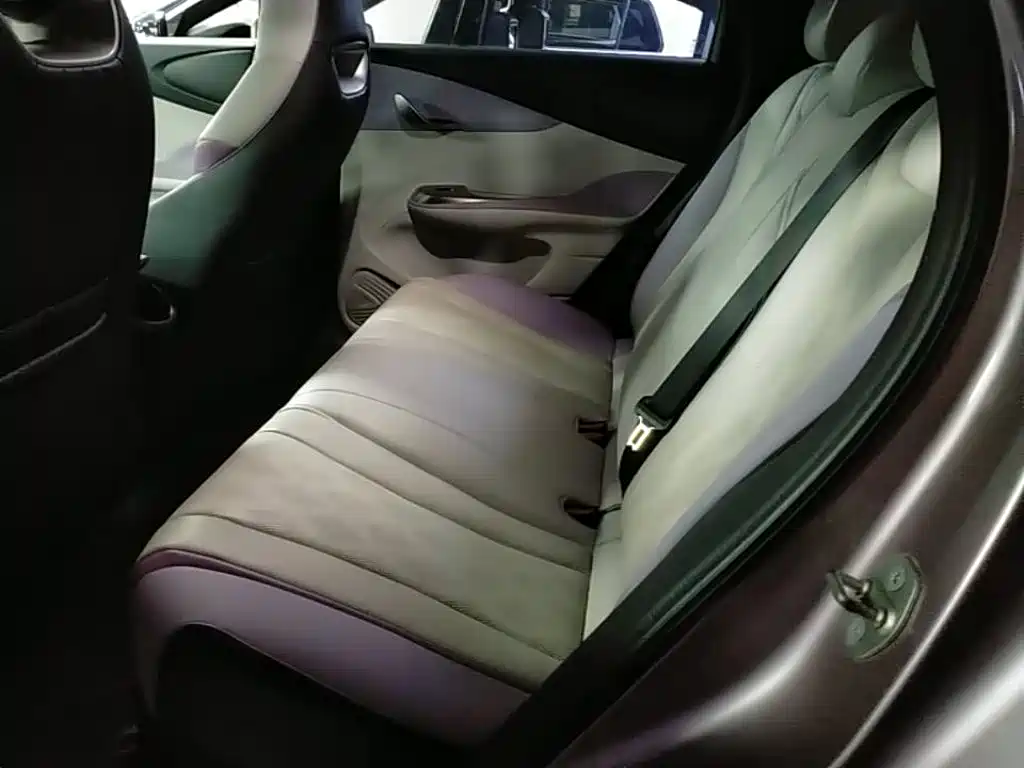 BYD Dolphin — миниатюра 17