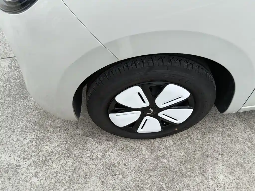 Wuling MINIEV — миниатюра 23