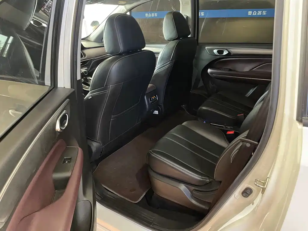 GAC Motor Trumpchi M6 — миниатюра 7