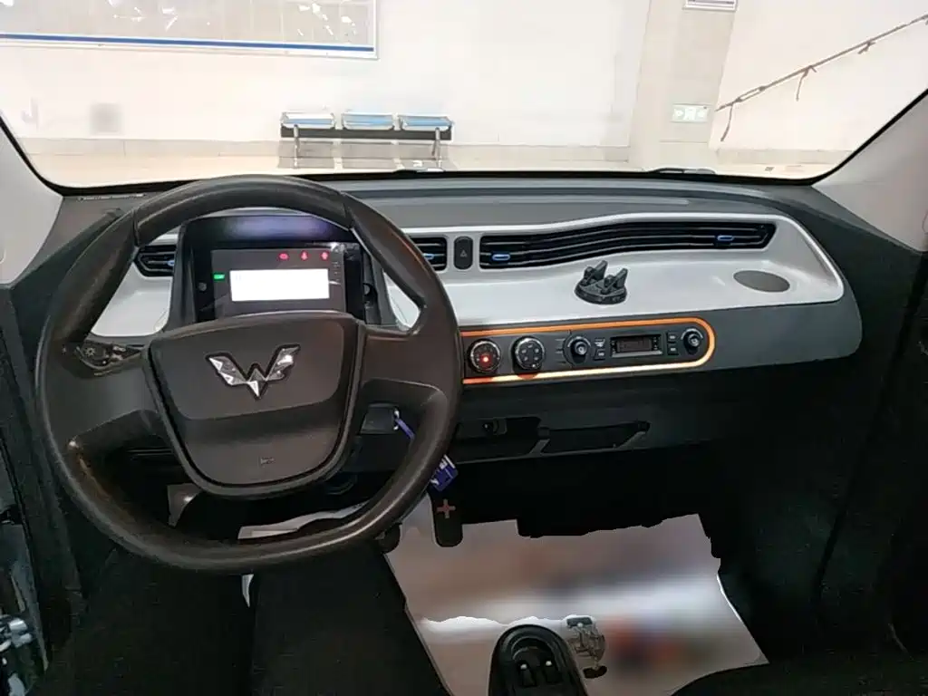Wuling MINIEV — миниатюра 10