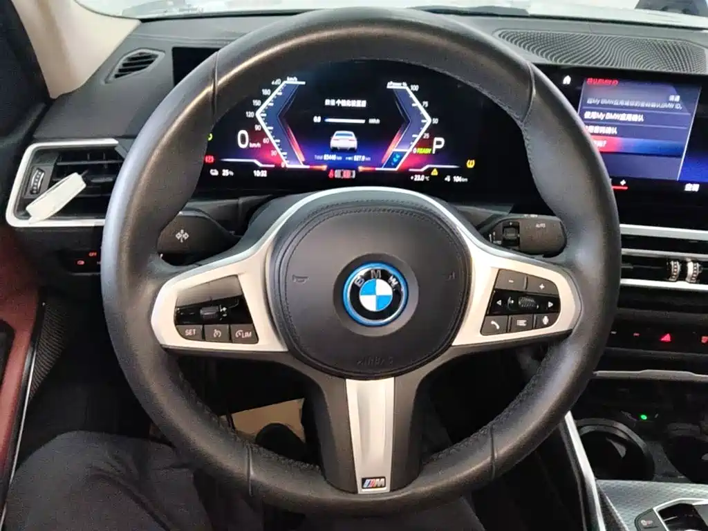 BMW i3 — миниатюра 11