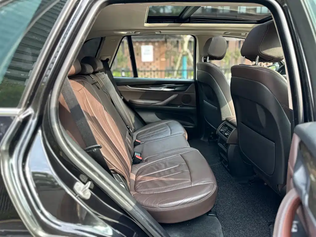 BMW X5 (Import) — миниатюра 14