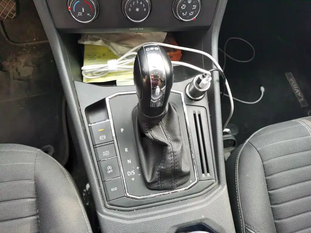 Volkswagen Lavida — миниатюра 10