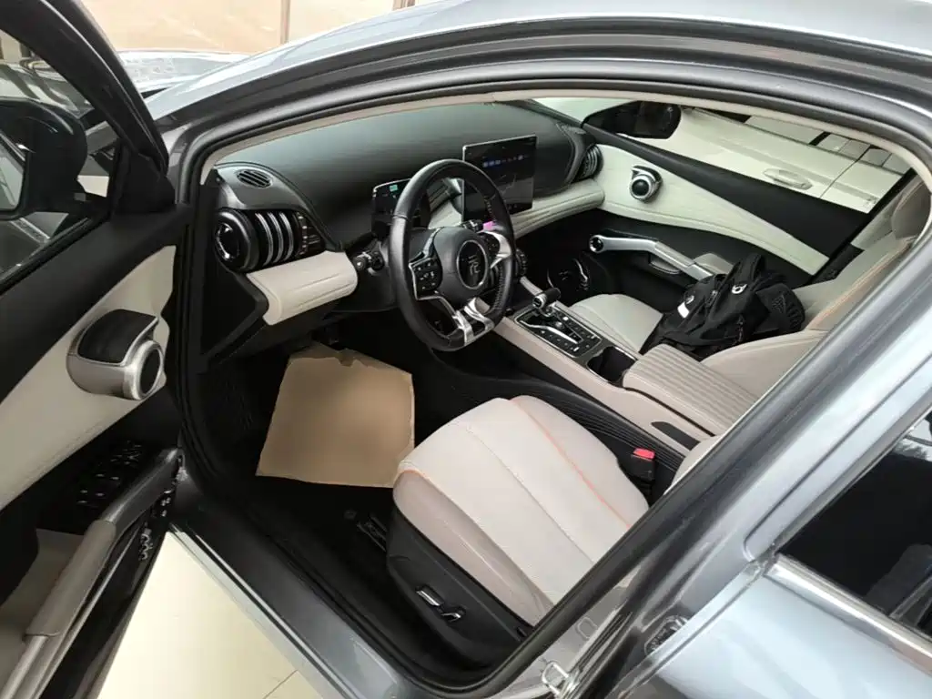 BYD Yuan Plus — миниатюра 15