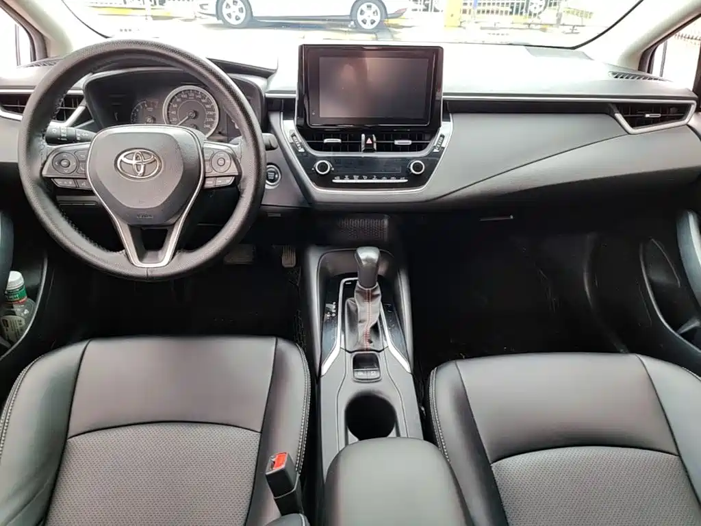 Toyota Corolla — миниатюра 10
