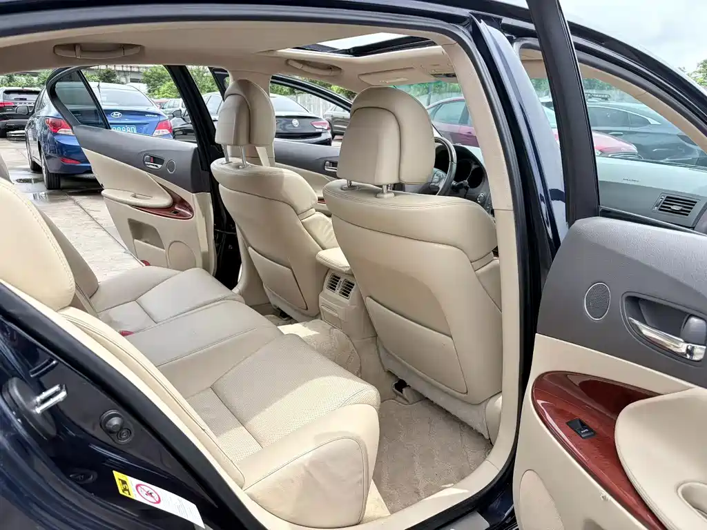 Lexus GS — миниатюра 7