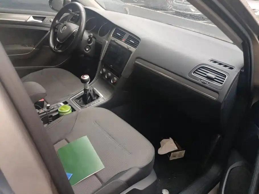 Volkswagen Golf — миниатюра 8