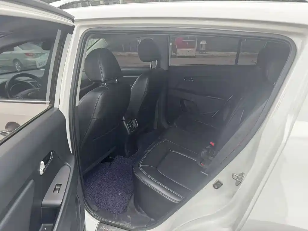 Kia Sportage — миниатюра 7