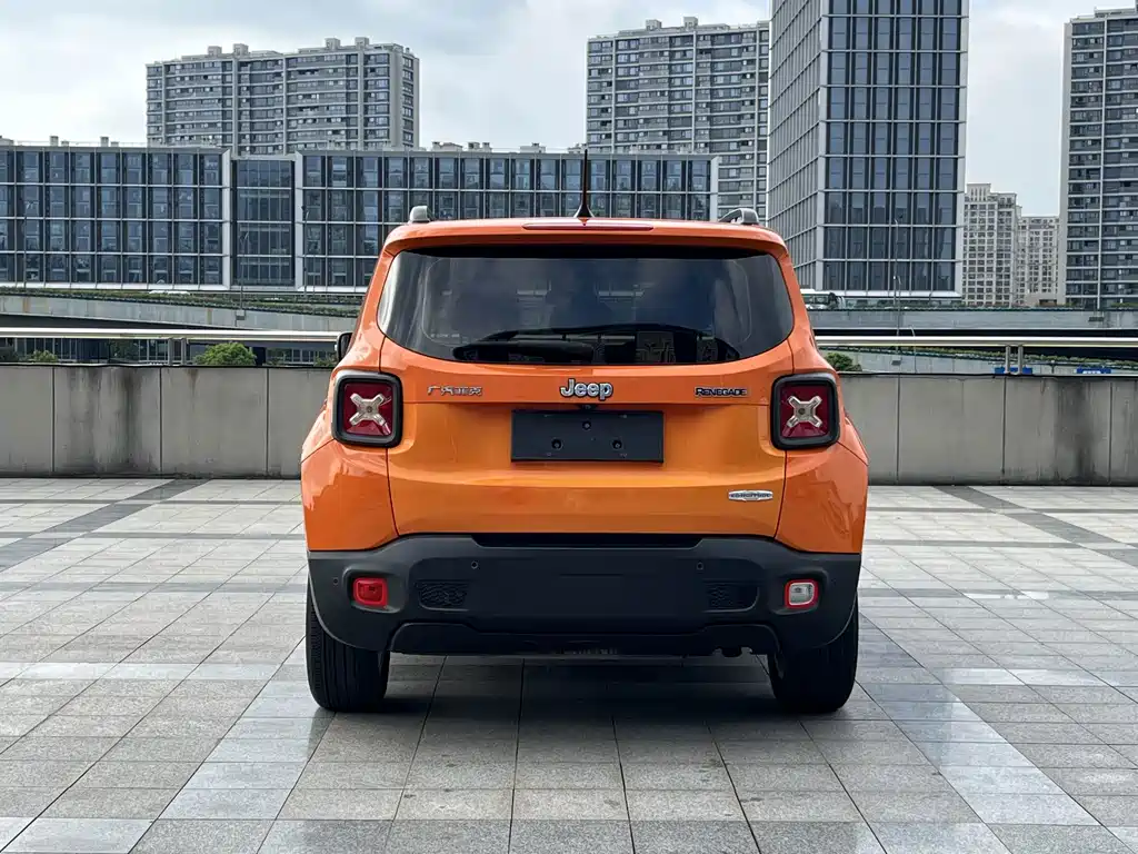 Jeep Renegade — миниатюра 15