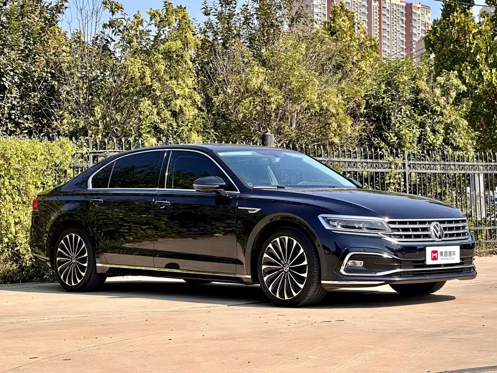 Volkswagen Phideon — миниатюра 3