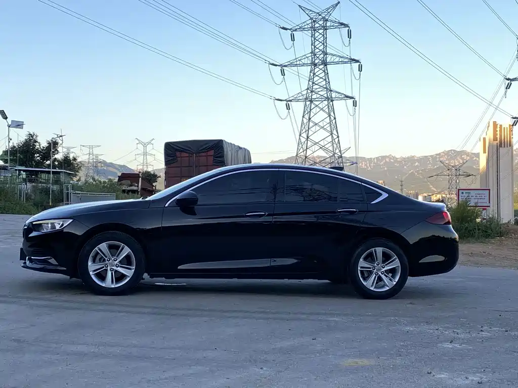 Buick Regal — миниатюра 4