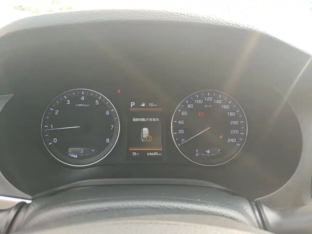 Hyundai Mistra — миниатюра 12