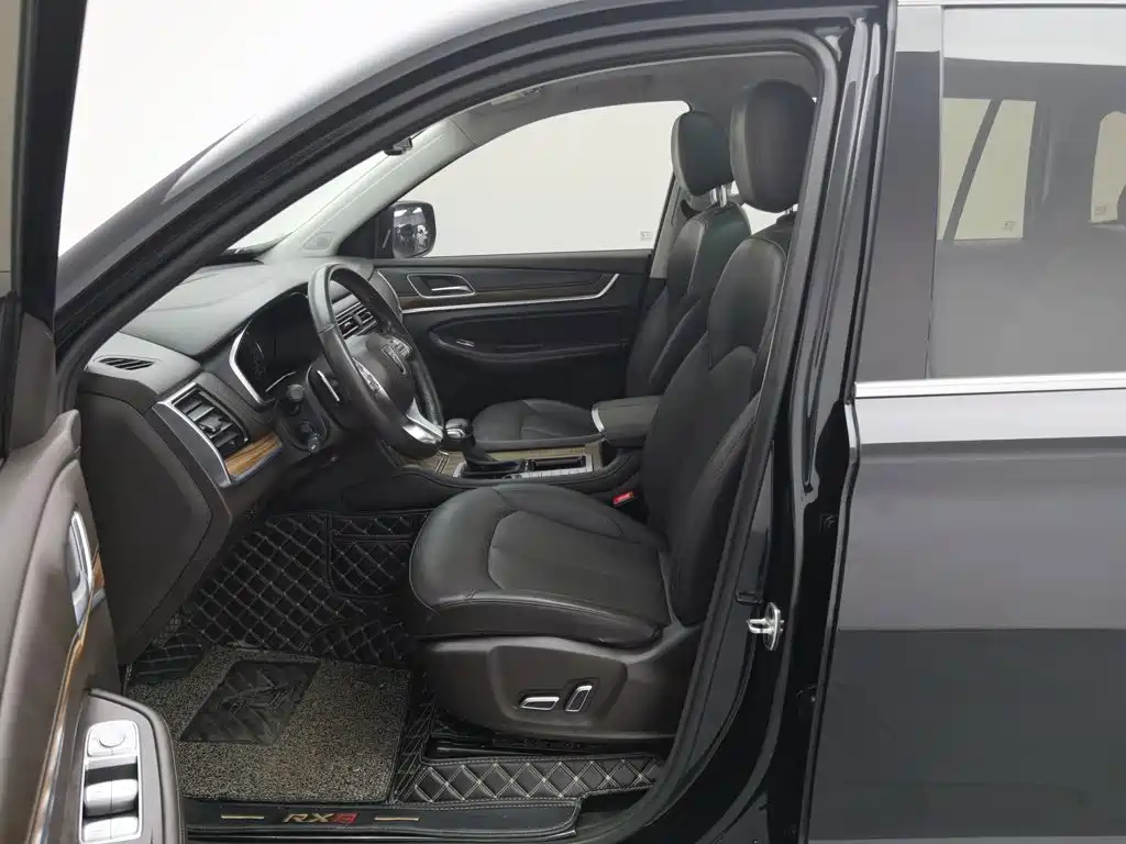 Roewe RX8 — миниатюра 10