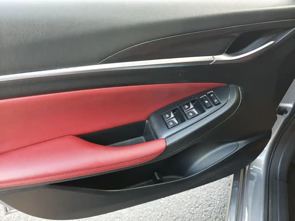Changan Eado — миниатюра 7