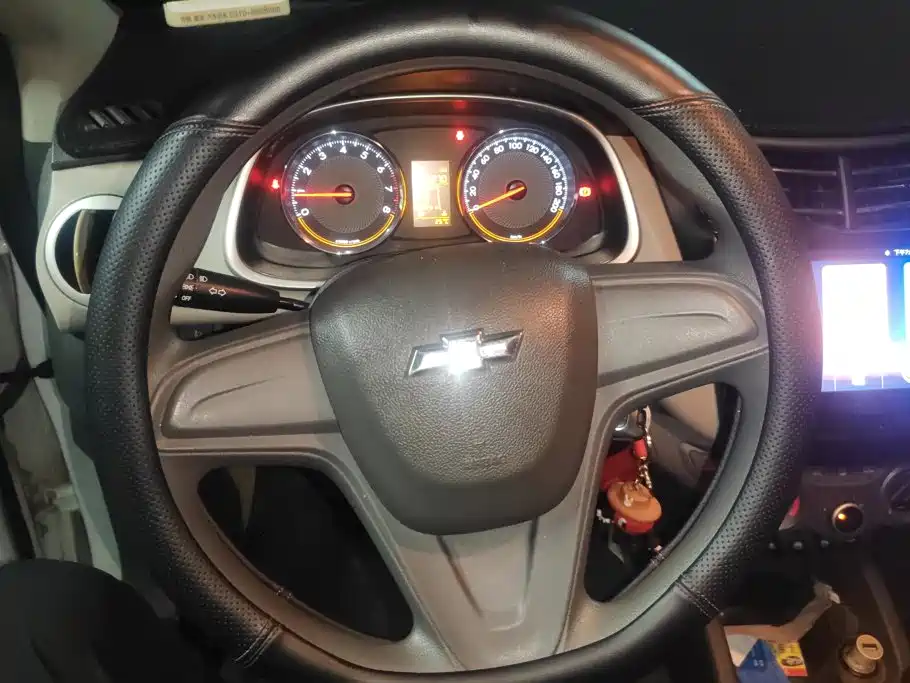 Chevrolet Sail — миниатюра 15