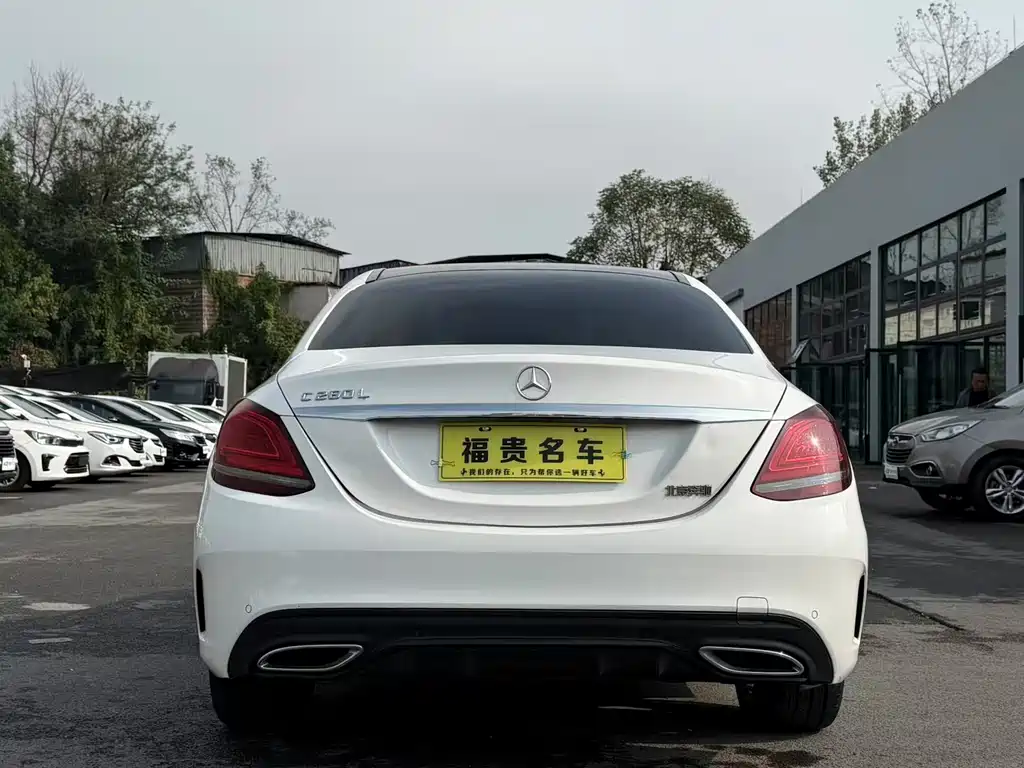 Mercedes-Benz C-Class — миниатюра 8