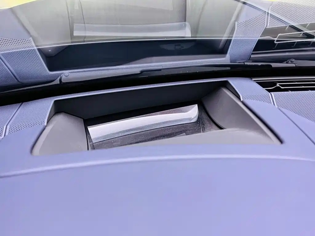 Bentley Flying Spur — миниатюра 18