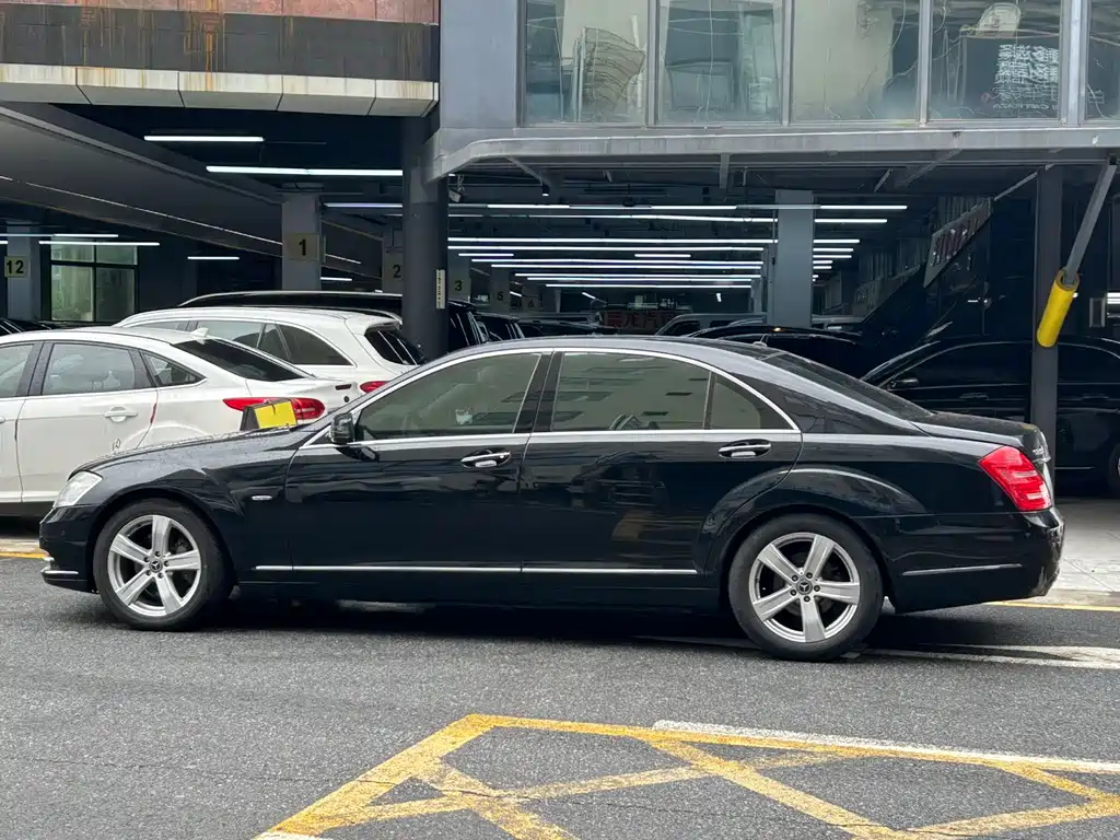Mercedes-Benz S-Class S 2010 S 350 L Luxury