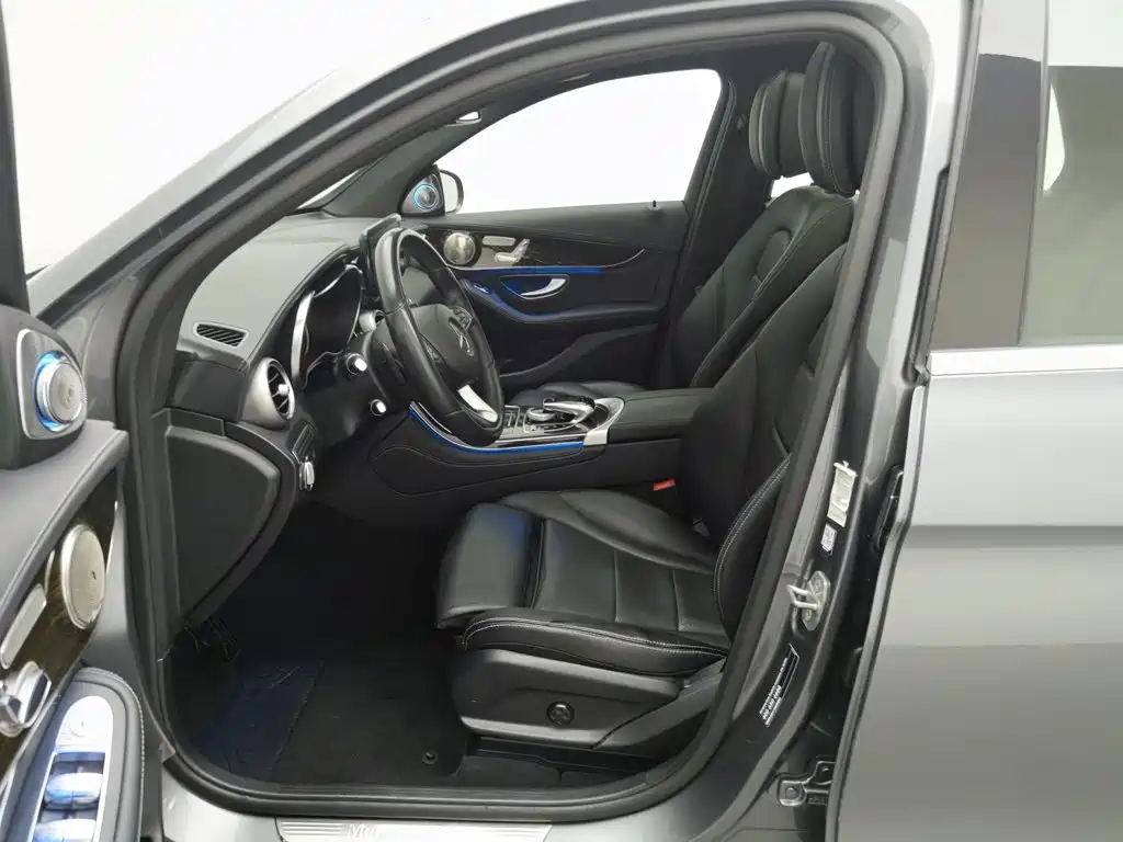 Mercedes-Benz GLC — миниатюра 10